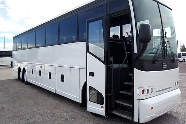 latest trends in wedding bus rentals