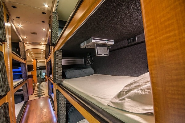 luxury entertainer bus