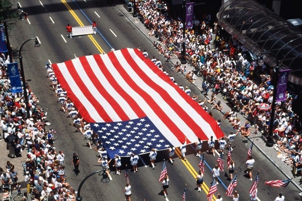 Charter Bus Tours on Independence Day