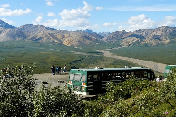 Exploring National Parks with Mini Bus Rental