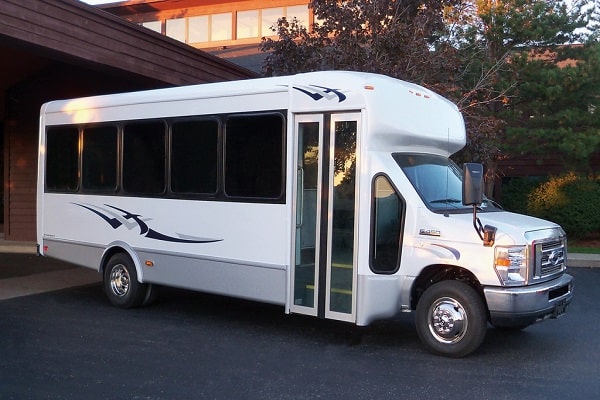 Luxury Shuttle Bus at Your Wedding