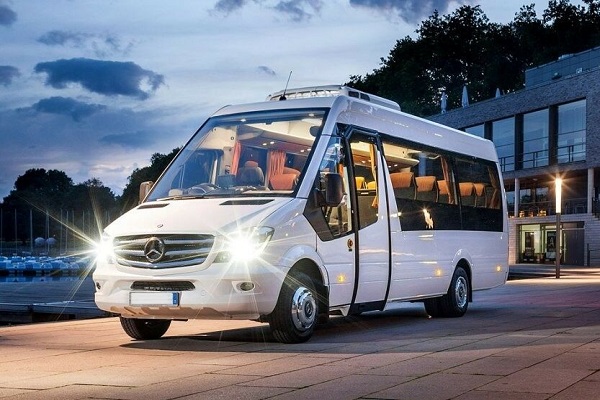 Book a minibus rentals