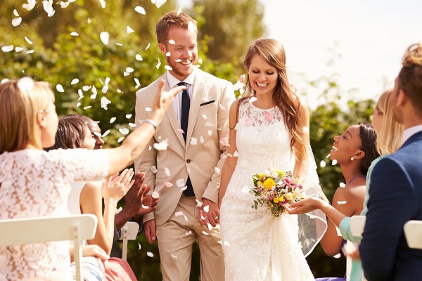 Affordable bus rental for wedding